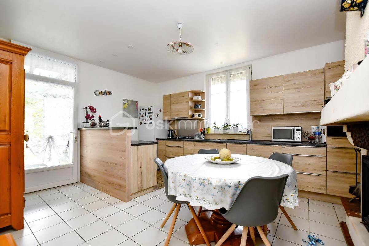 Maison 7 pièces 180 m² · à Villotte-Devant-Louppy · 180 m² · 205 000 €