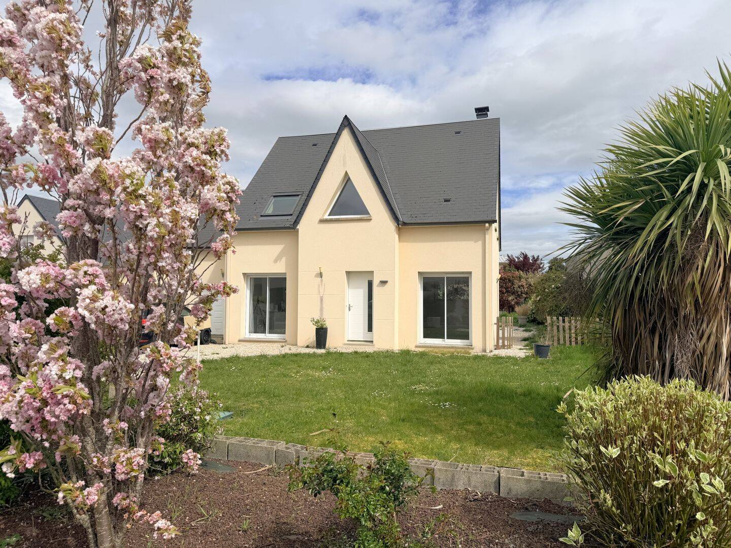 Maison 6 pièces 106 m² · à Biéville-Beuville · 106 m² · 393 600 €