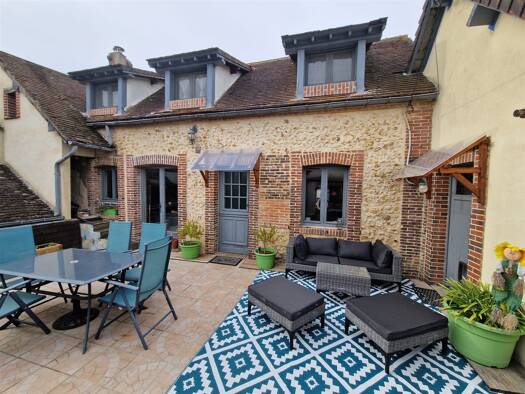 Maison à vendre 189 000 € 3 pièces 2 chambres 93 m² 300 m² de terrain La Madeleine-de-Nonancourt 27320