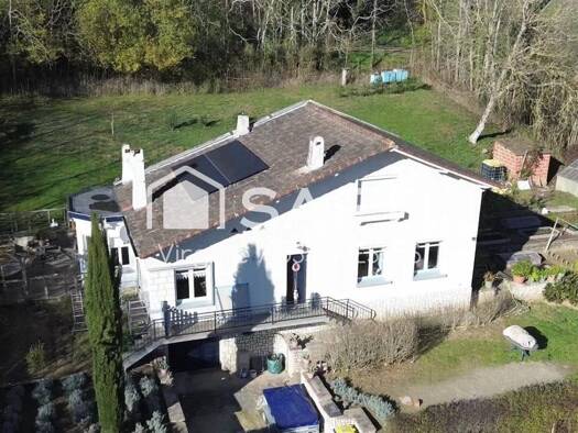 Maison à vendre 274 000 € 6 pièces 5 chambres 146 m² 1 700 m² de terrain Larrazet 82500