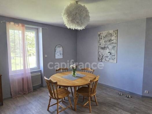 Appartement à vendre 90 000 € 4 pièces 2 chambres 62 m² Étage 2/2 Mouchard 39330