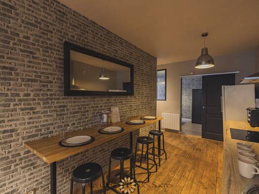 Appartement à vendre 210 000 € 2 pièces 1 chambre 48,23 m² Étage 1/2 Centre Ville Reims 51100