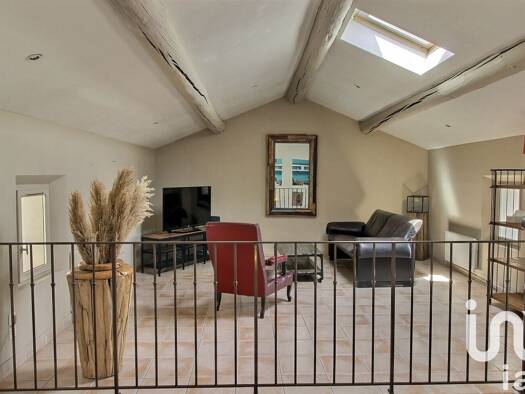 Appartement à vendre 200 000 € 3 pièces 2 chambres 94 m² RDC/3 Caromb 84330