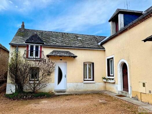 Maison à vendre 168 000 € 4 pièces 2 chambres 99 m² 665 m² de terrain Orgères-en-Beauce 28140