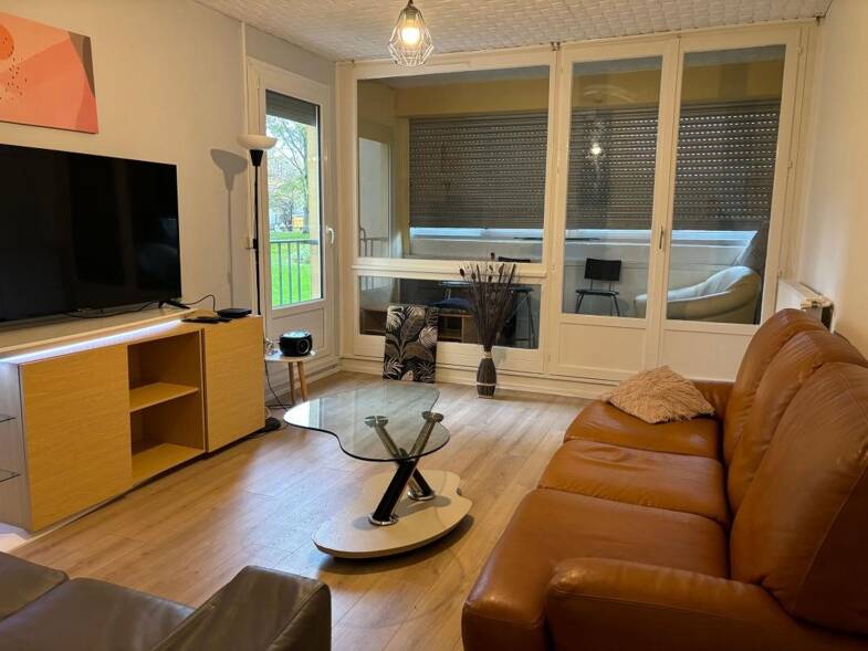 Appartement à louer 950 € 4 pièces 3 chambres 77,1 m² RDC Pompidou Compiègne 60200