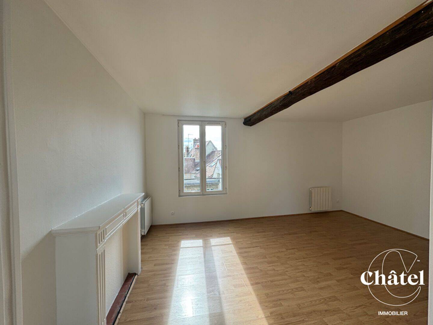 Appartement 3 pièces 68 m² · à Senlis · 67,7 m² · 970 €