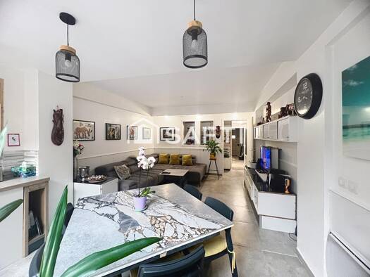 Maison à vendre 110 000 € 4 pièces 3 chambres 100 m² 87 m² de terrain Casseneuil 47440