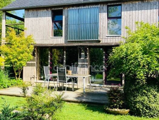 Maison à vendre 421 300 € 9 pièces 6 chambres 140 m² 1 975 m² de terrain Le Tréhou 29450