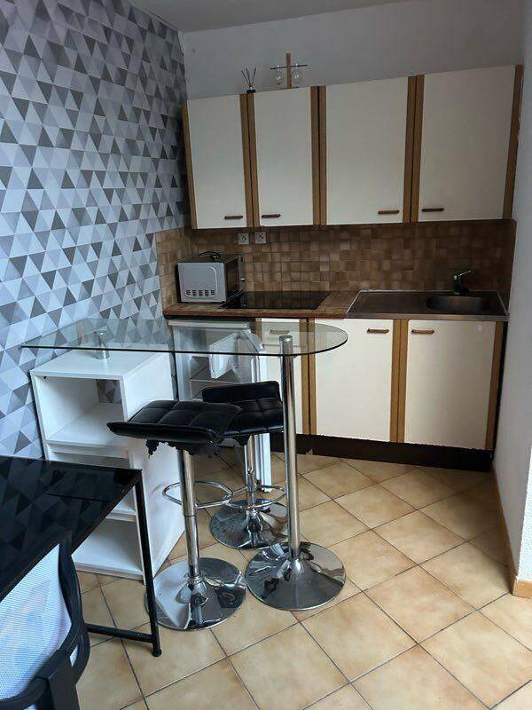 Appartement 1 pièce 14 m² · à Lille · 14 m² · 420 €/mois