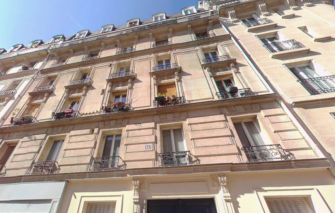 Appartement 2 pièces 32 m² · à Paris 18ème Arrondissement · 32 m² · 363 000 €