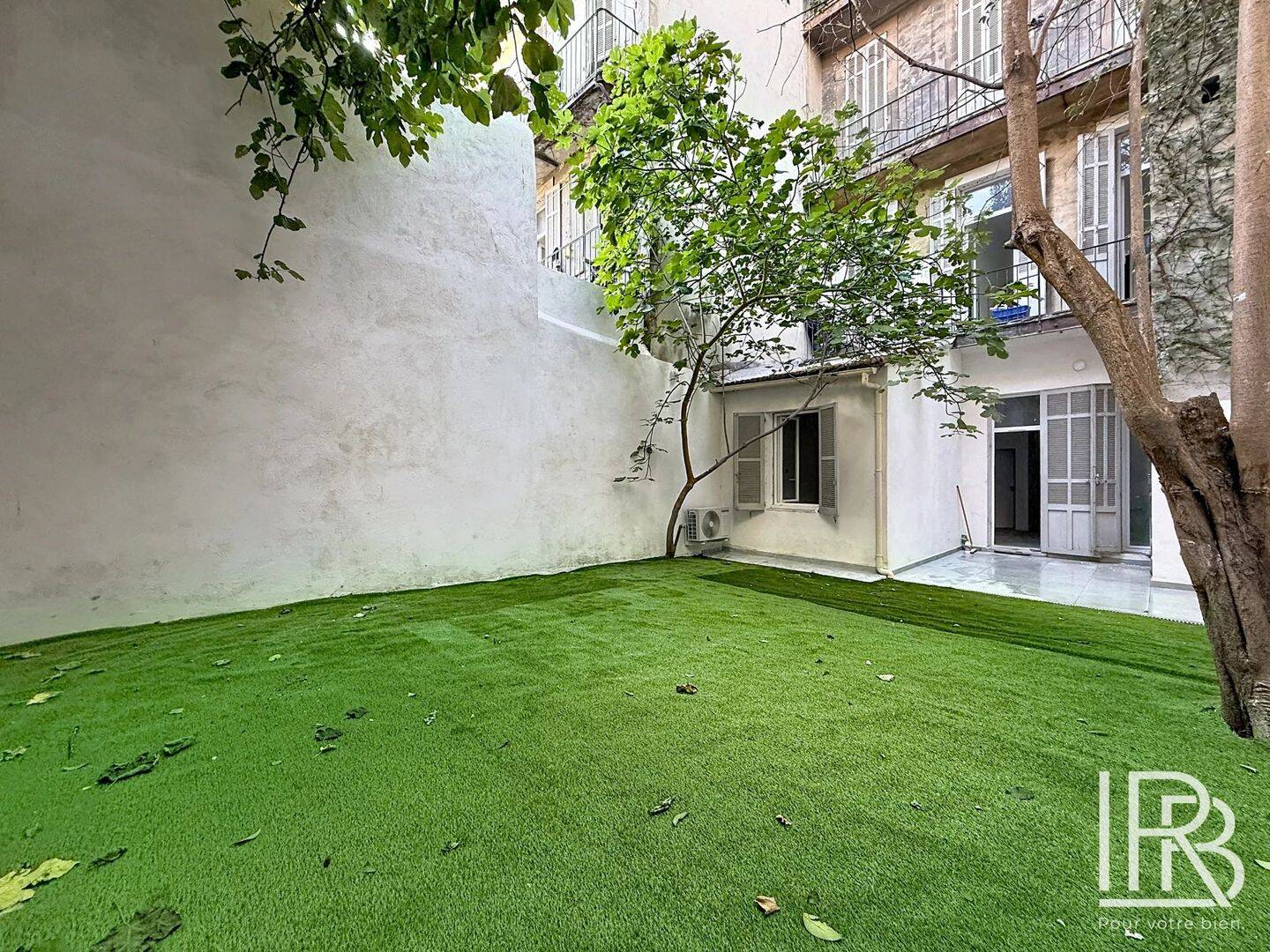 Appartement 2 pièces 39 m² · à Marseille 1er Arrondissement · 38,6 m² · 1 250 €