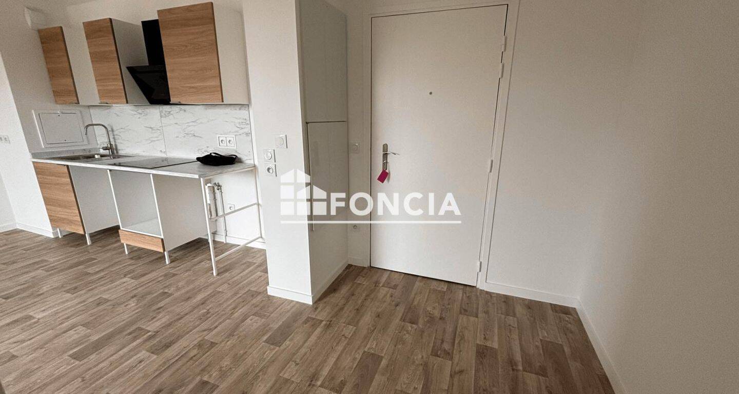 Appartement 2 pièces 39 m² · à Mantes-la-Ville · 39,3 m² · 735 €