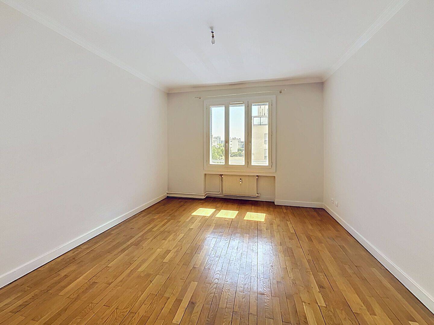 Appartement 3 pièces 65 m² · à Lyon 8ème Arrondissement · 65 m² · 220 000 €