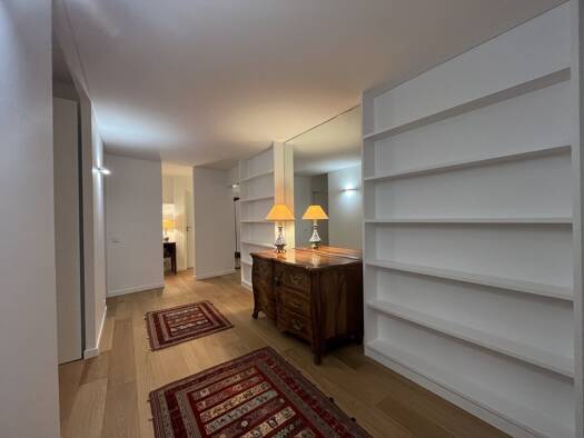 Appartement à vendre - Première occupation 1 400 000 € 3 pièces 2 chambres 81,5 m² Étage 1/5 Ecole Militaire Paris 7ème arrondissement 75007