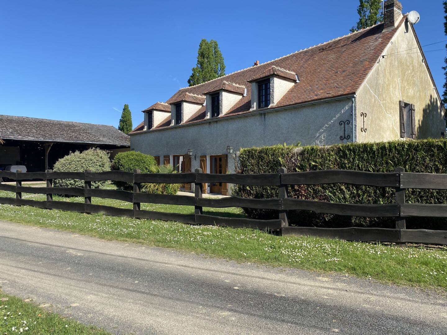 Maison 7 pièces 280 m² · à Saint-Hilaire-les-Andrésis · 280 m² · 250 000 €