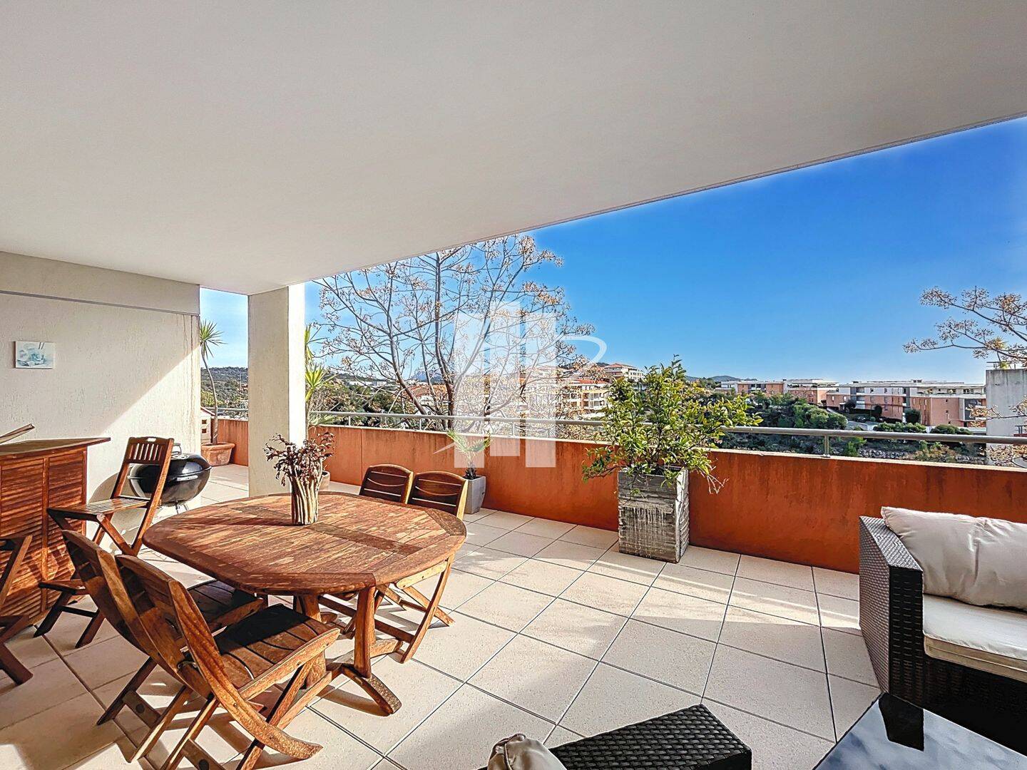 Appartement 3 pièces 81 m² · à Saint-Raphaël · 81 m² · 379 000 €