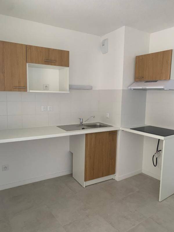 Appartement 3 pièces 63 m² · à Cenon · 63 m² · 955 €