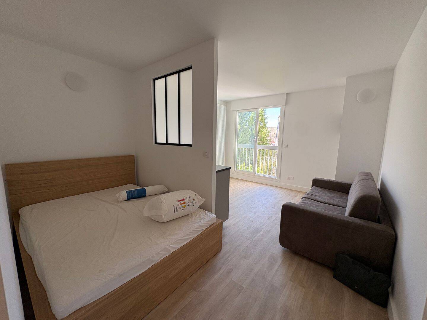 Appartement 1 pièce 26 m² · à Paris 18ème Arrondissement · 26 m² · 1 100 €