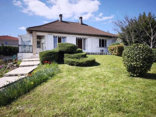 Maison de ville à vendre 480 000 € 4 pièces 3 chambres 83 m² 977 m² de terrain Zone Centrale Chaponost 69630