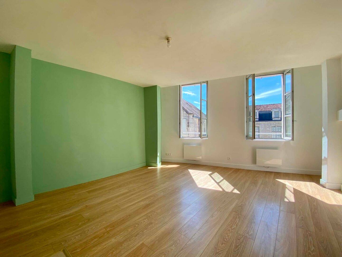 Appartement 1 pièce 34 m² · à Saintes · 34 m² · 545 €/mois