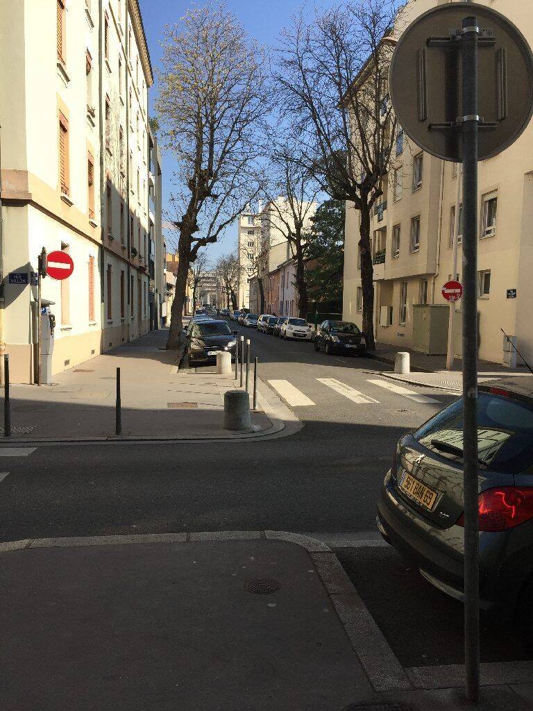 2 pièces 63 m² · à Lyon 8ème Arrondissement · 63 m² · 726 €