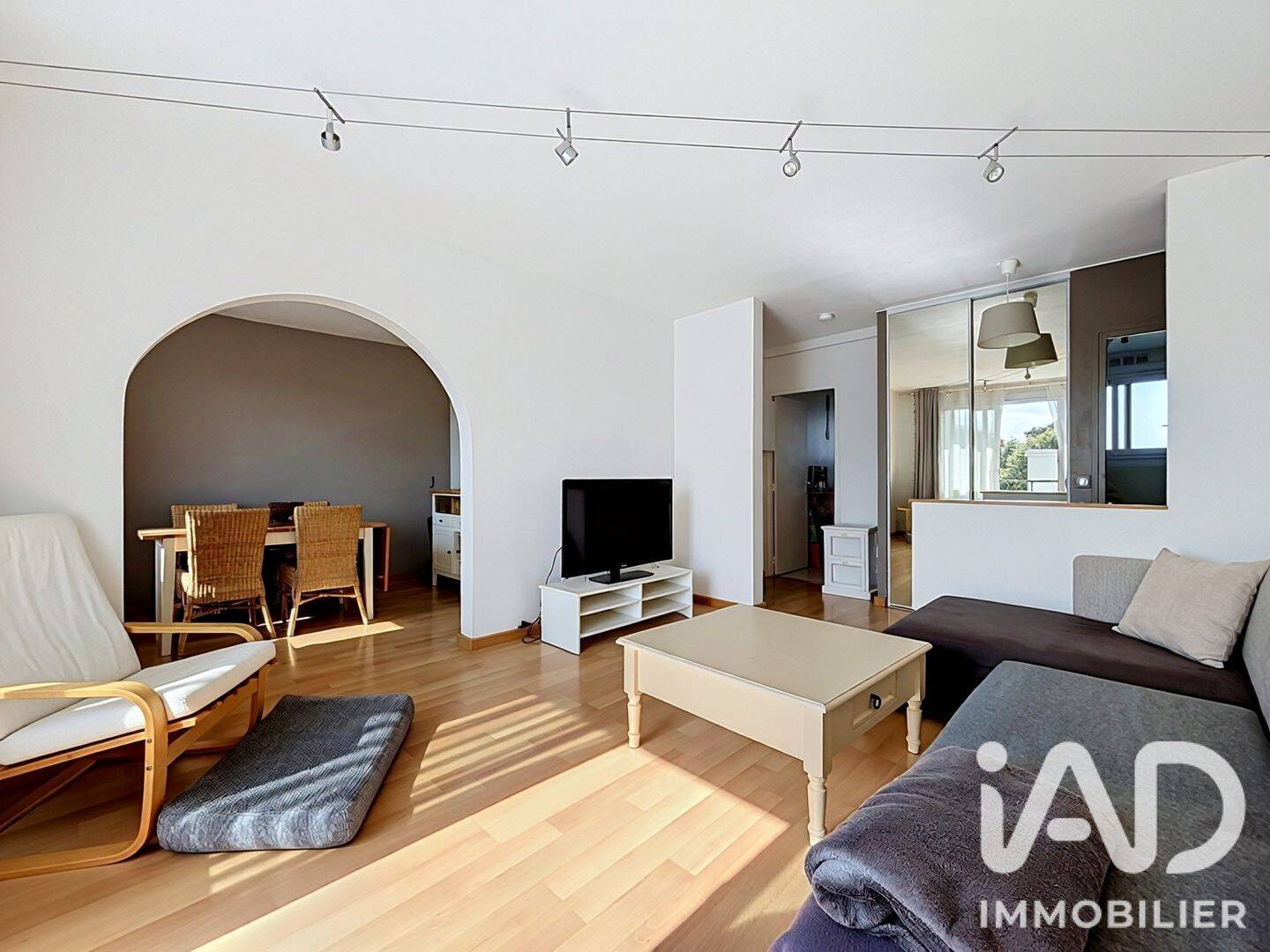 Appartement 4 pièces 67 m² · à Bois-d'Arcy · 67 m² · 210 000 €