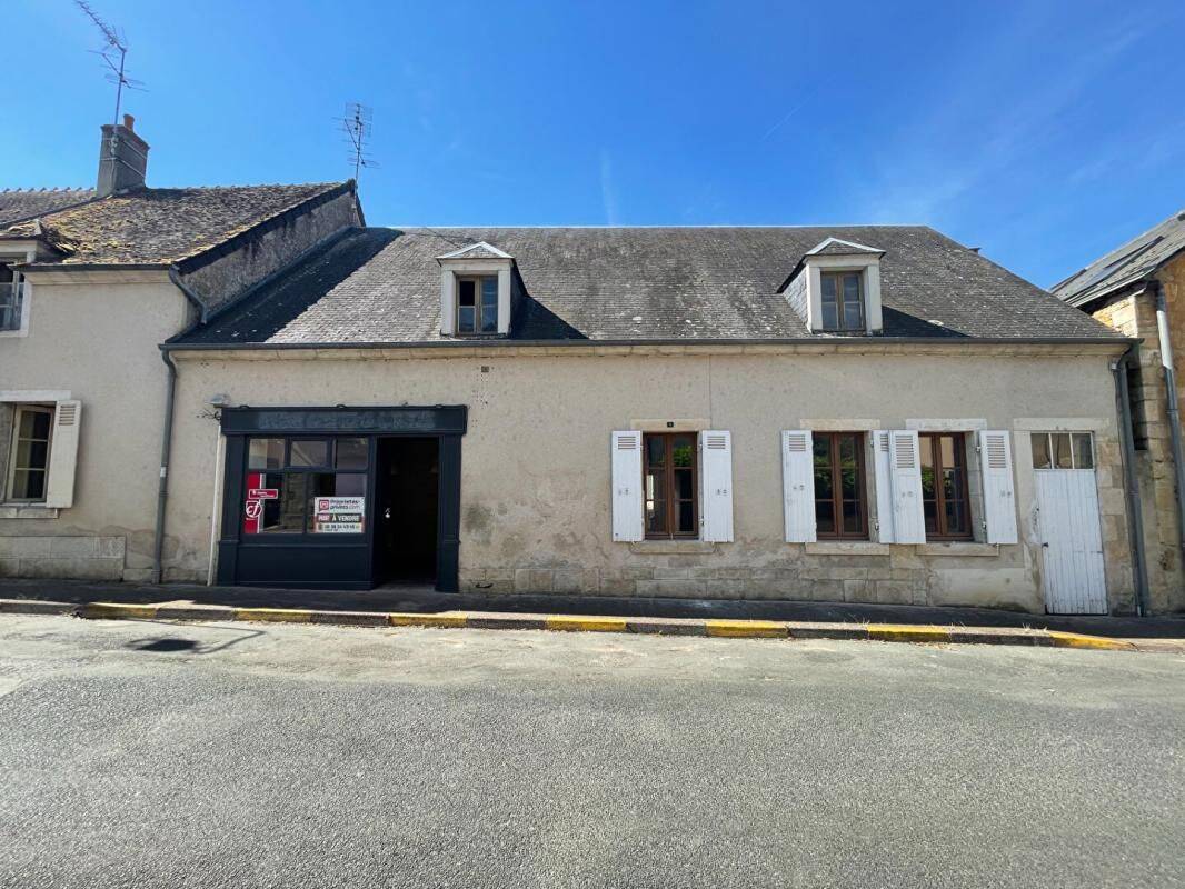 Maison 6 pièces 133 m² · à Meillant · 133 m² · 40 000 €