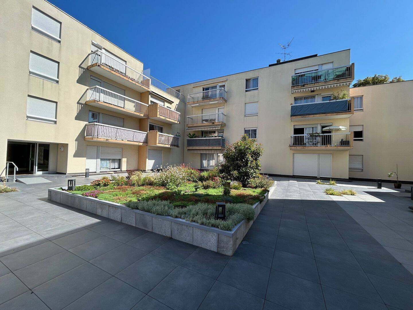 Appartement 1 pièce 15 m² · à Vernon · 15 m² · 460 €