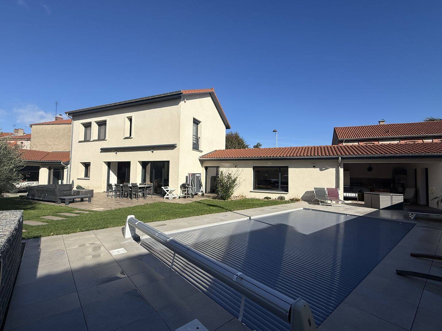 Maison 6 pièces 190 m² · à Saint-Marcellin-en-Forez · 190 m² · 479 000 €
