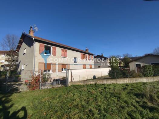 Appartement à vendre 119 000 € 4 pièces 2 chambres 66,2 m² Étage 1/1 Le Pont-de-Claix 38800