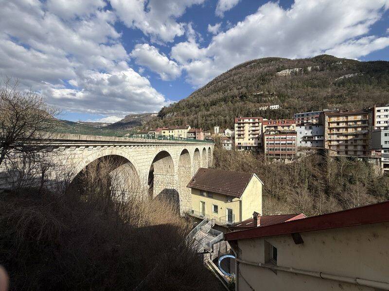 Appartement 3 pièces 67 m² · à Saint-Claude · 67 m² · 71 000 €