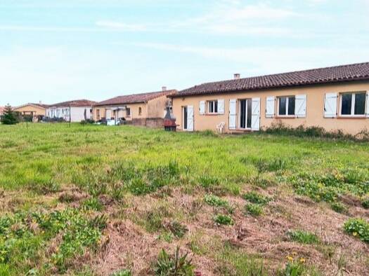 Maison à vendre 225 000 € 5 pièces 4 chambres 102 m² 900 m² de terrain La Ville-Dieu-du-Temple 82290