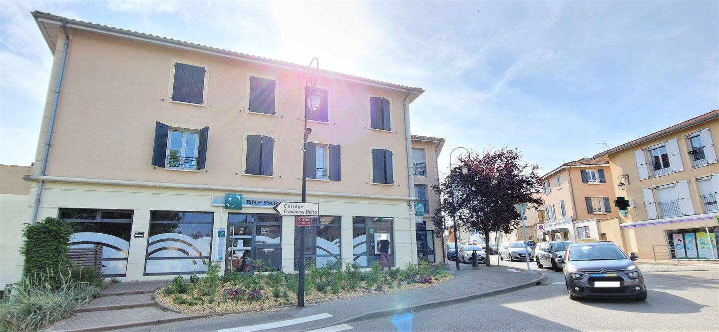 Appartement 2 pièces 51 m² · à Chaponost · 50,5 m² · 775 €