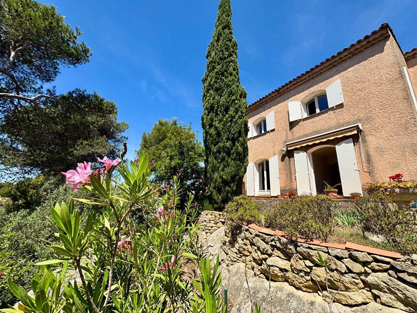 Maison 6 pièces 175 m² · à Salon-de-Provence · 175 m² · 352 000 €