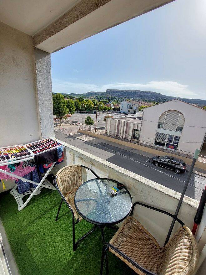 Appartement 2 pièces 43 m² · à Rognac · 42,7 m² · 666 €