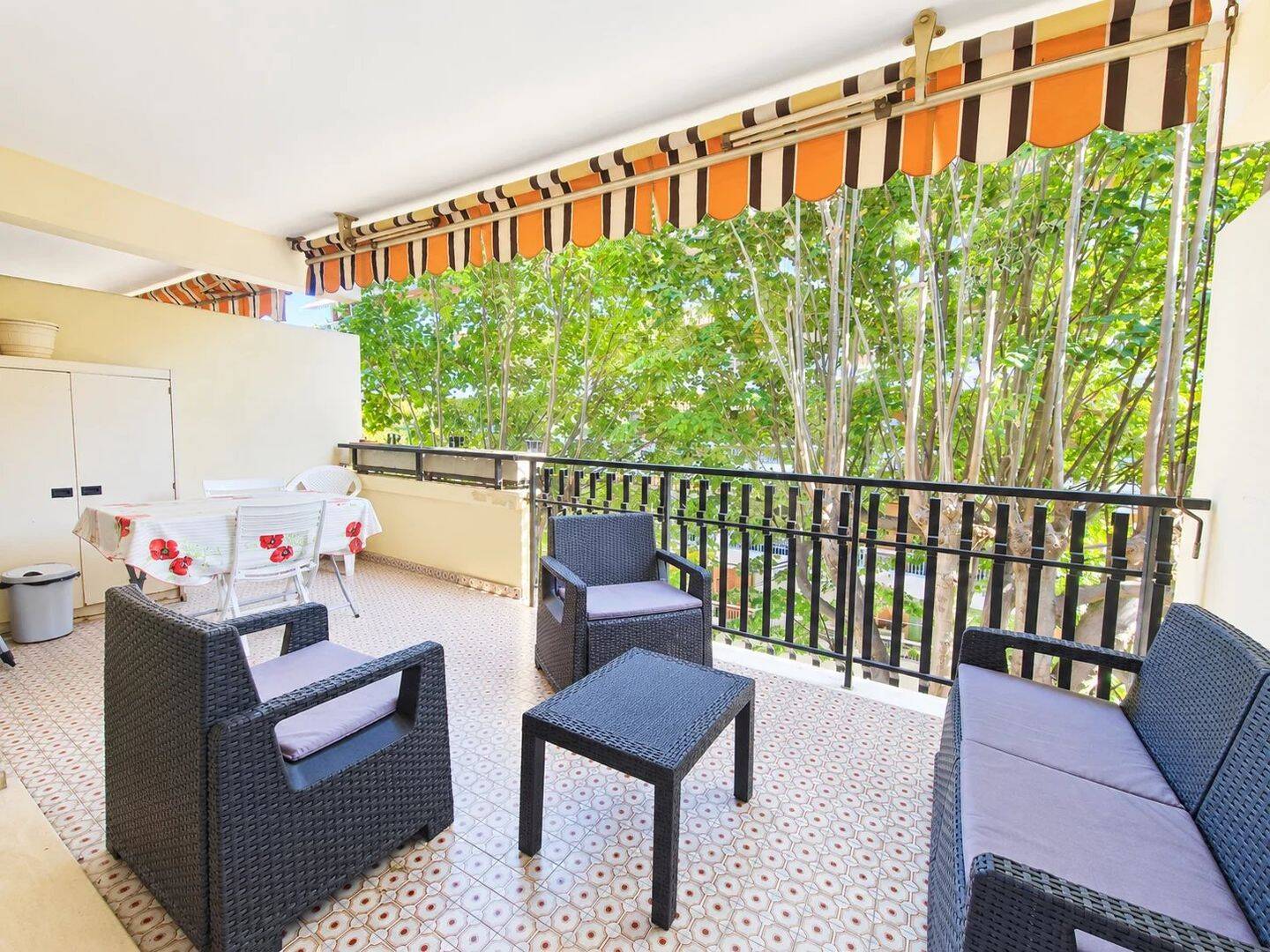 Appartement 1 pièce 28 m² · à Antibes · 28,2 m² · 780 €/mois