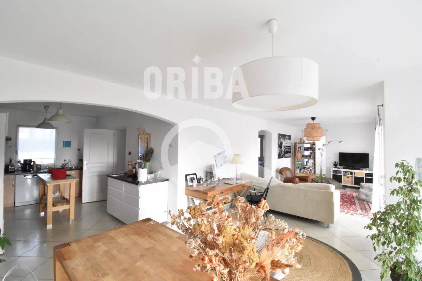 Maison 7 pièces 142 m² · à Sautron · 142 m² · 2 020 €