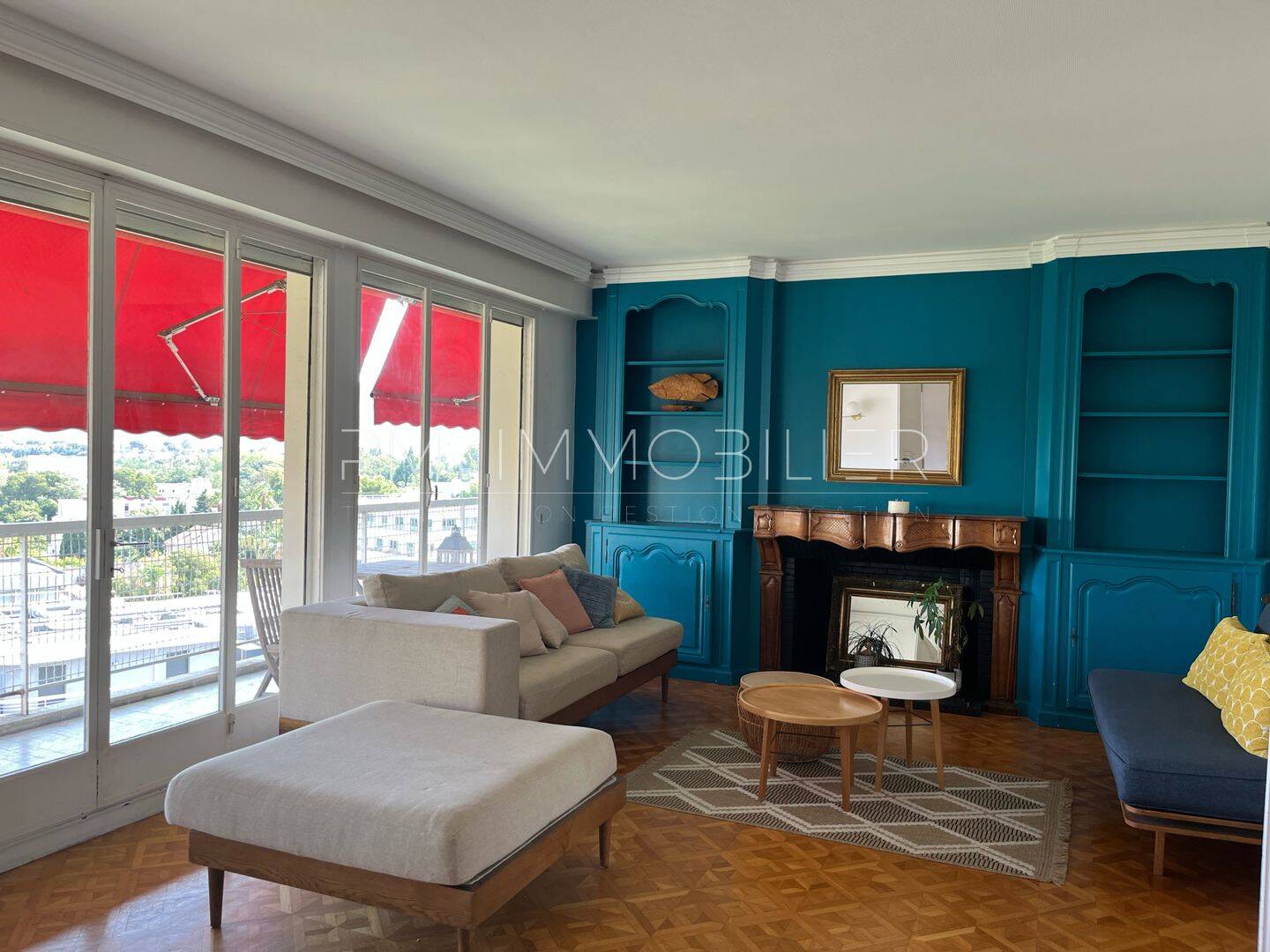 Appartement 5 pièces 163 m² · à Marseille 8ème Arrondissement · 162,9 m² · 3 013 €
