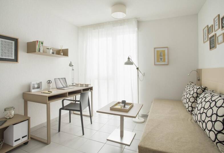 Appartement à louer 565 € 1 pièce 19 m² Celleneuve Montpellier 34080