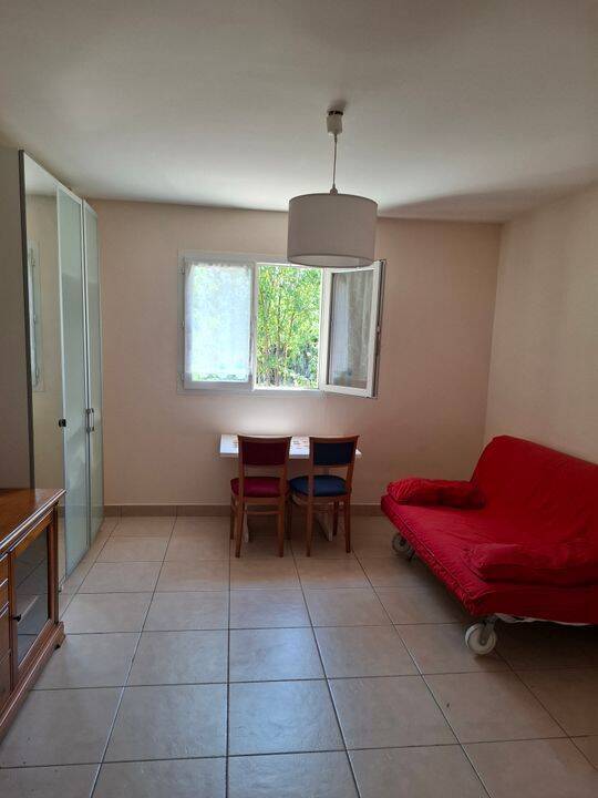 Appartement 1 pièce 24 m² · à Chambéry · 24 m² · 590 €