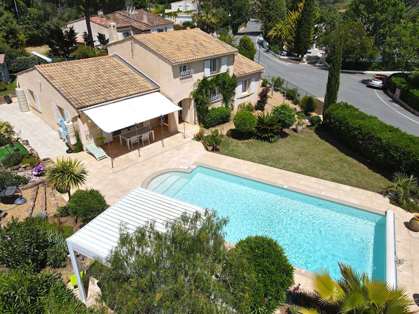 Maison 5 pièces 140 m² · à Saint-Raphaël · 140 m² · 1 050 000 €