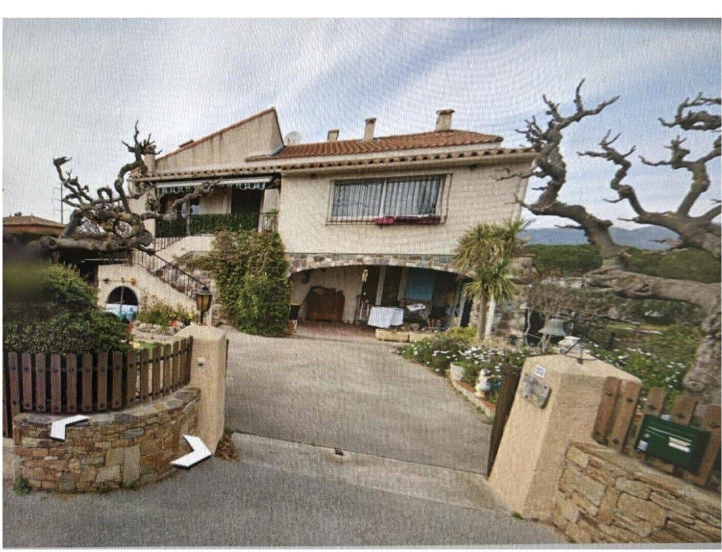 Maison 6 pièces 184 m² · à Puget-sur-Argens · 184 m² · 550 000 €