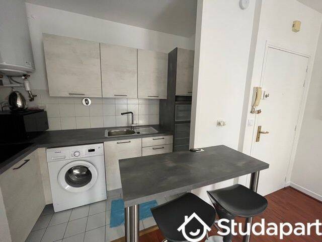 Appartement 1 pièce 30 m² · à Saint-Maurice · 30 m² · 950 €/mois