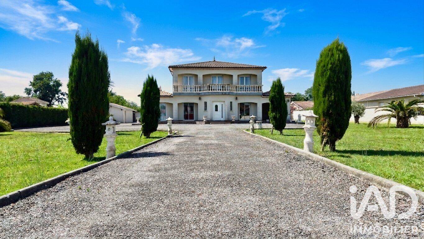 Maison 7 pièces 250 m² · à Cussac-Fort-Médoc · 250 m² · 445 000 €