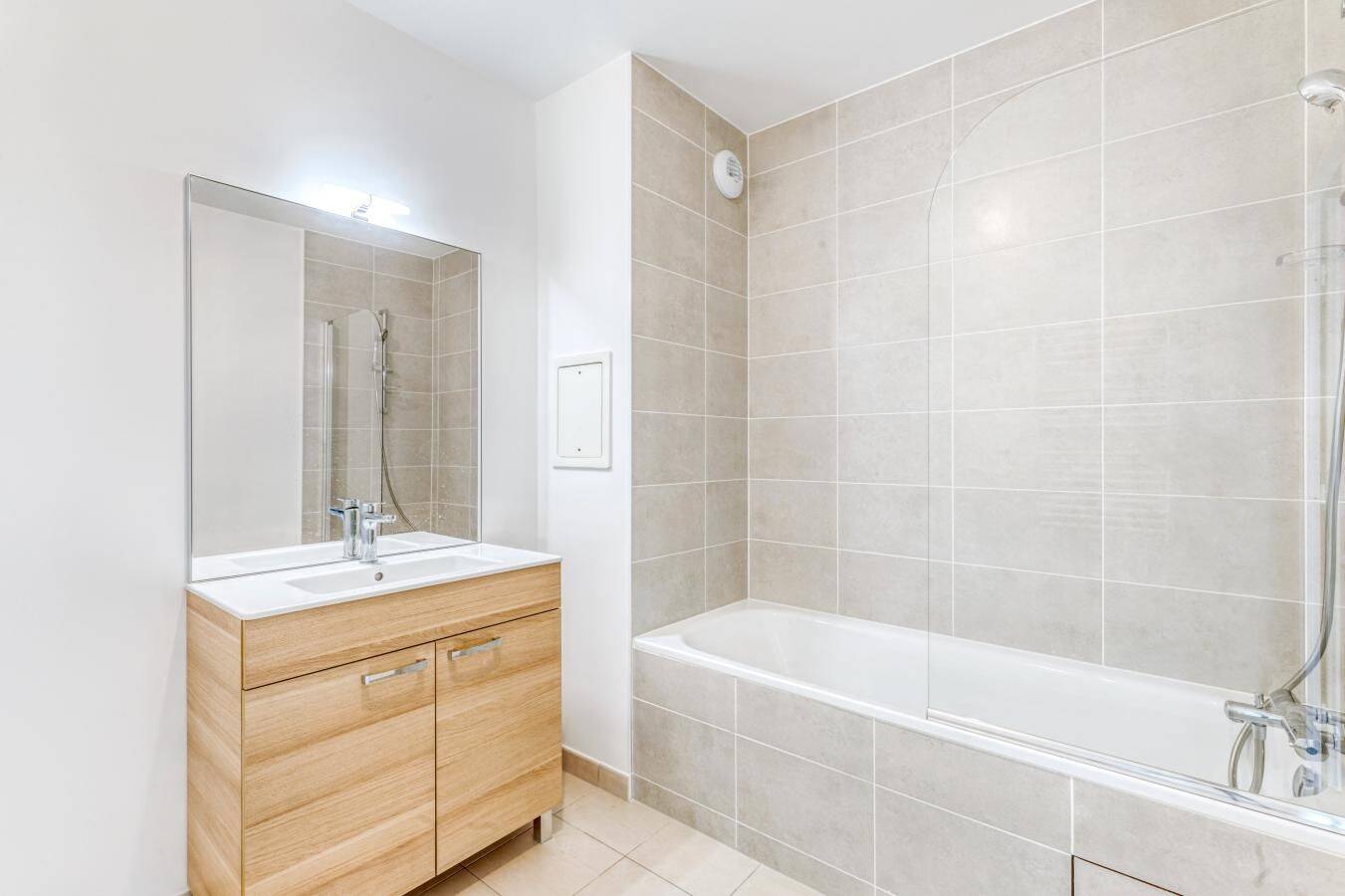 Appartement 3 pièces 60 m² · à L'Haÿ-les-Roses · 60 m² · 1 057 €/mois