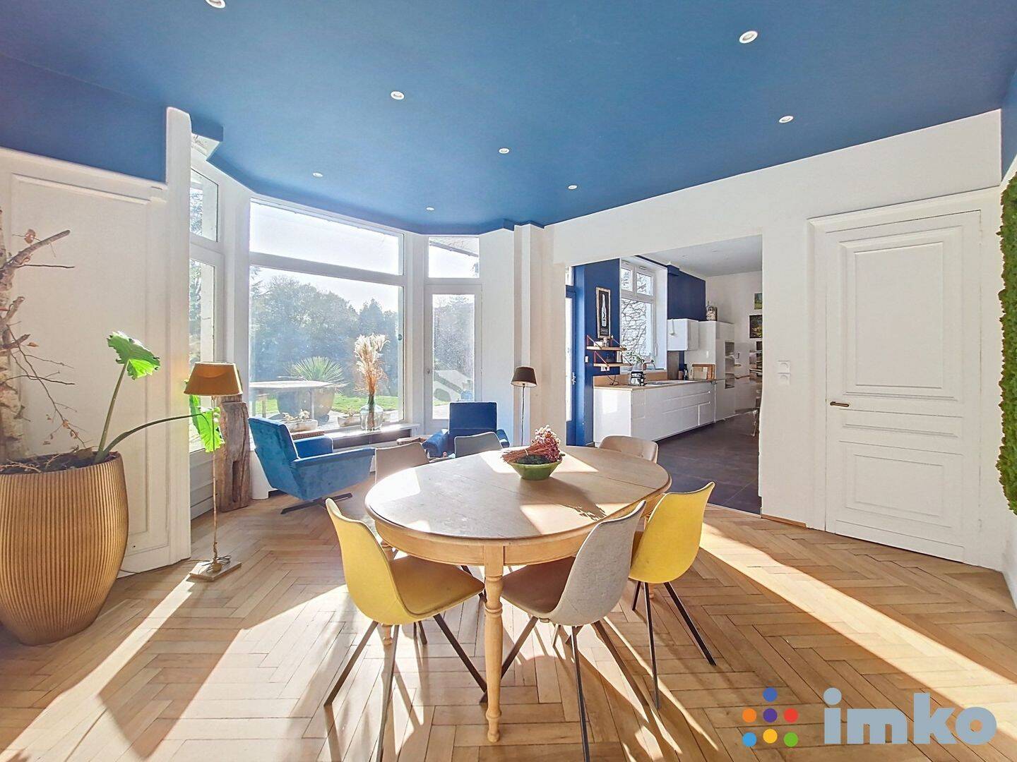 Maison 7 pièces 215 m² · à Bousbecque · 215 m² · 527 000 €