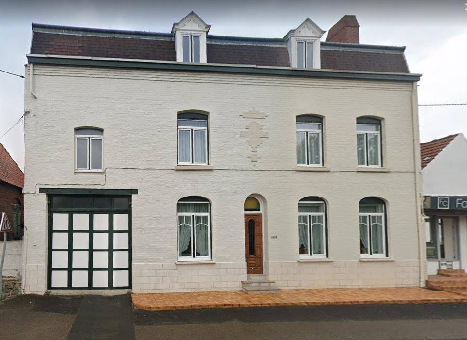 Maison 8 pièces 239 m² · à Bailleul · 239 m² · 347 000 €