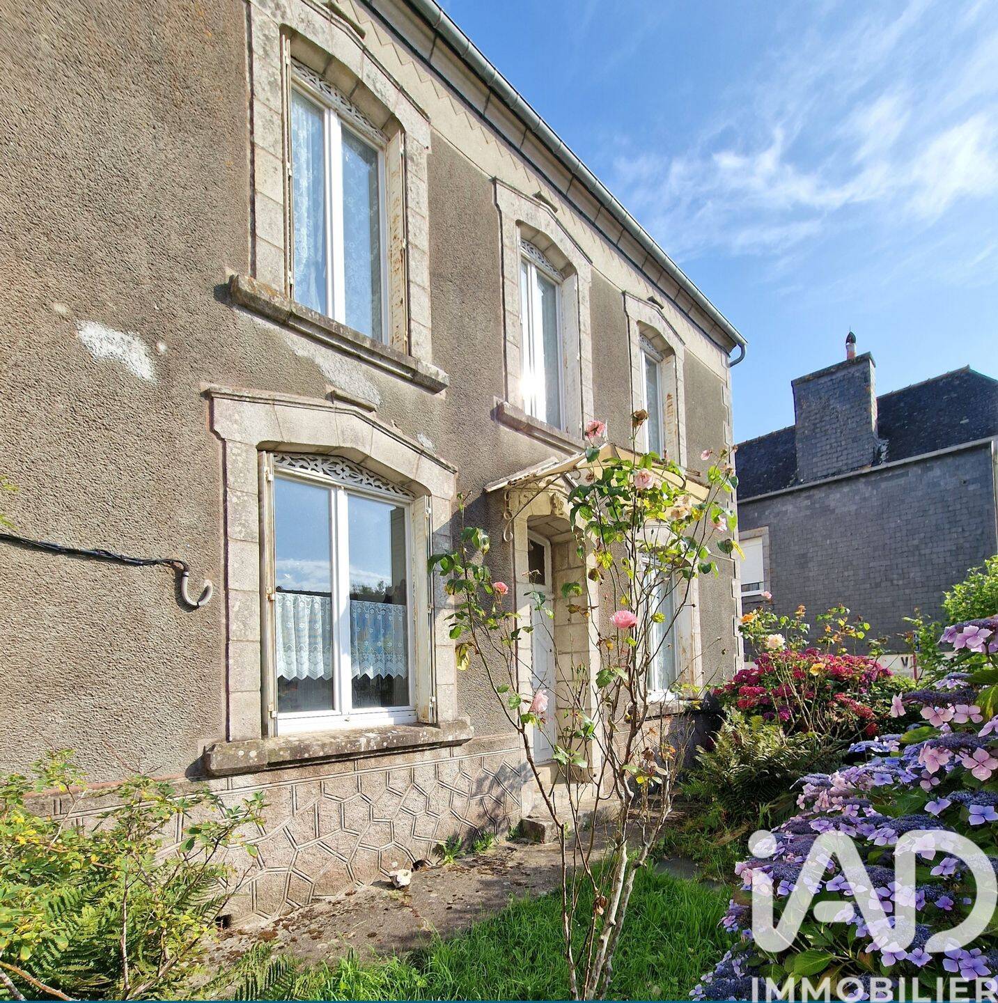 Maison 5 pièces 114 m² · à Maël-Carhaix · 113,5 m² · 90 000 €