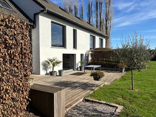 Maison à vendre - Première occupation 950 000 € 8 pièces 5 chambres 280 m² 2 600 m² de terrain Fretin 59273