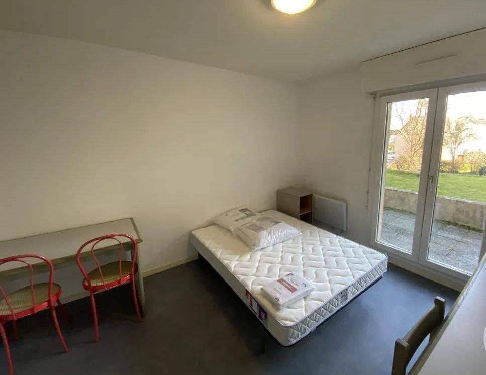 Appartement 1 pièce 18 m² · à Le Mans · 18 m² · 360 €